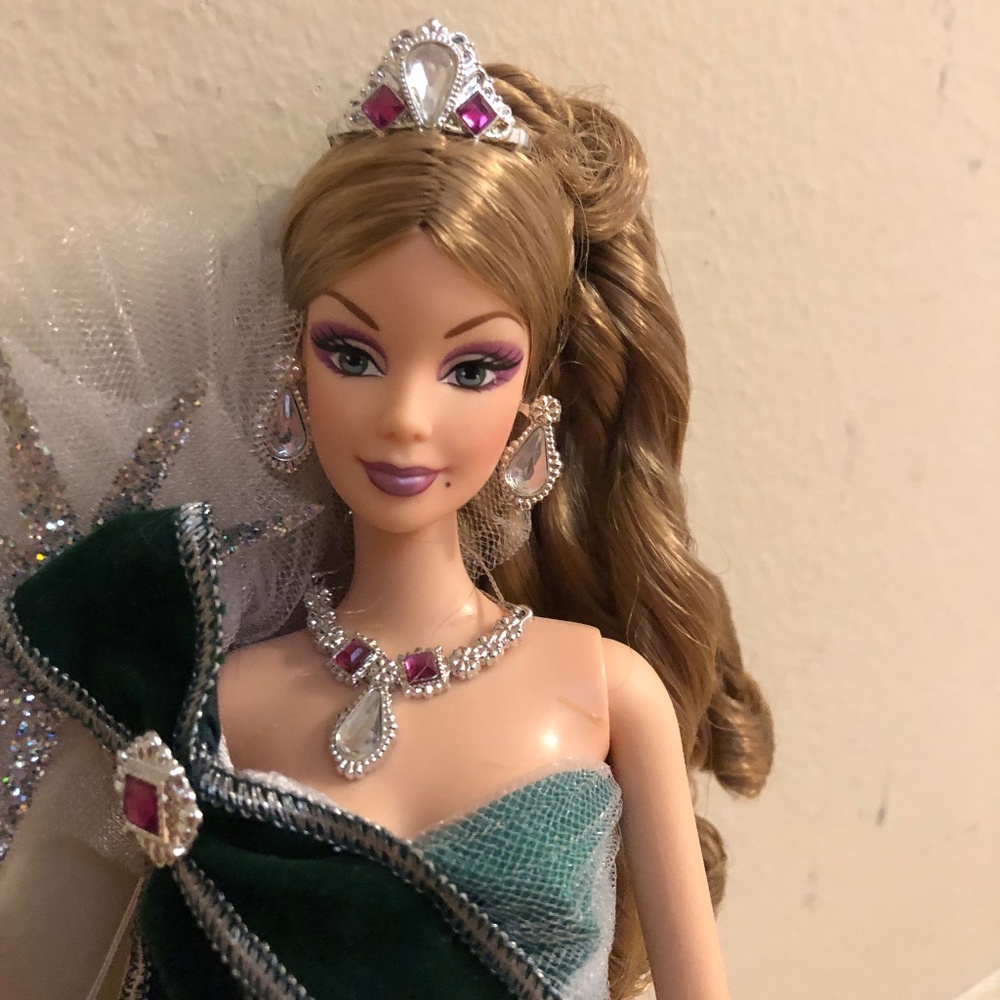 2005 Holiday Emerald Barbie Doll by Bob Mackie Mattel H8583